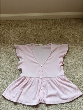 Altar'd State Light Pink Ribbed V-Neck Top